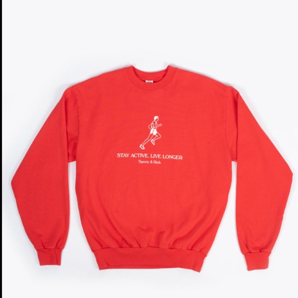 Sporty and rich red crewneck